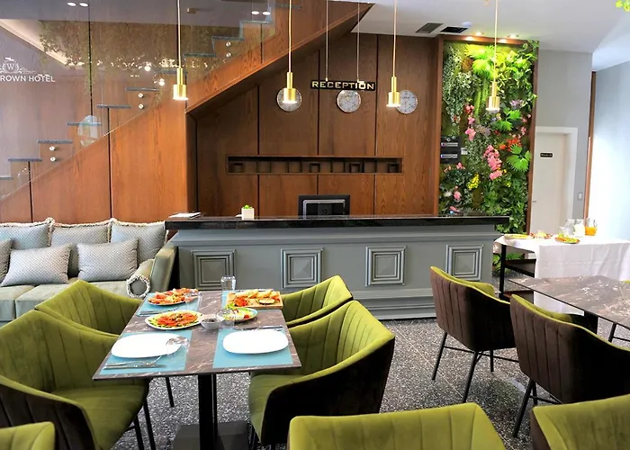 White Crown Отель