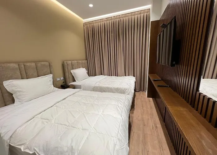 White Crown Отель Kamez