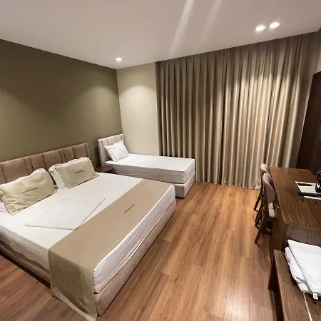 White Crown Hotel